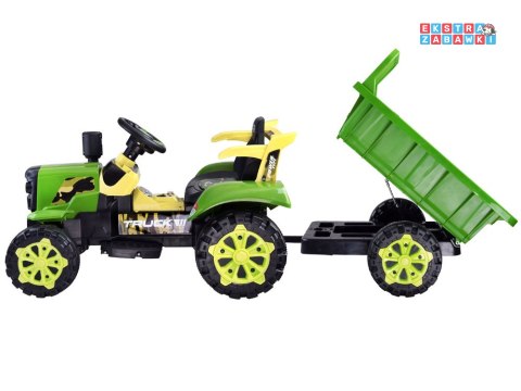 Zielony mały traktor z przyczepą na akumulator - 2x2 6V/7Ah, koła z pgumową opaską, przyczepa z możliwością kiprowania [PA0234]