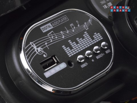 Bolid Formuła E McLaren NEOM na akumulator - pomarańczowy, 2x45W 12V/7Ah, pilot, EVA, pas, ekoskóra, panel muzyczny [PA0346]