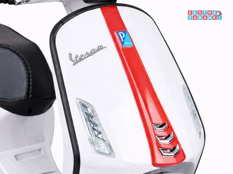 Motorek skuter VESPA na akumulator - biały, 2x25W 12V/4.5Ah, wolny start, panel muzyczny, elektryczny hamulec [PA0344]