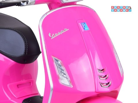 Motorek skuter VESPA na akumulator - różowy, 2x25W 12V/4.5Ah, wolny start, panel muzyczny, elektryczny hamulec [PA0344]