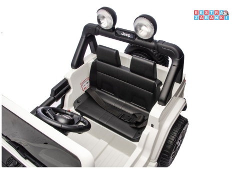 Biały Jeep Wrangler Rubicon LIFT modelu JWR555 na akumulator - 4x200W 24V/7Ah, ekoskóra, EVA, Bluetooth, pilot [JWR556]