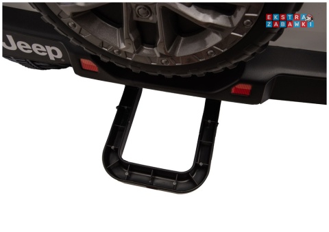 Biały Jeep Wrangler Rubicon LIFT modelu JWR555 na akumulator - 4x200W 24V/7Ah, ekoskóra, EVA, Bluetooth, pilot [JWR556]