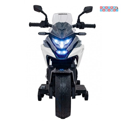 [outlet] Biały Motor Honda NC750x na akumulator - 2x35W, 12V/4.5Ah, odgłosy silnika, boczne kółka, bluetooth, MP3 - [TR2306]