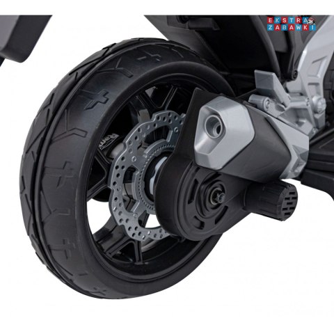 [outlet] Biały Motor Honda NC750x na akumulator - 2x35W, 12V/4.5Ah, odgłosy silnika, boczne kółka, bluetooth, MP3 - [TR2306]