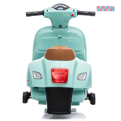 [outlet] Miętowy Motor skuter VESPA na akumulator - 30W 6V/4.5Ah, skórzane siedzenia, licencjonowany