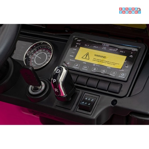 Jeep Wrangler Rubicon na akumulator - różowy, 4x45W, 12V/10Ah, EVA, pilot, LED, MP3, BT - [JWR555]