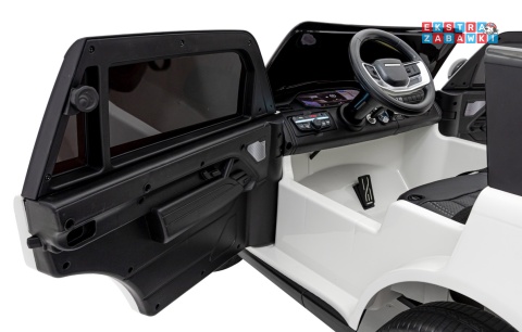 Range Rover SUV Lift na akumulator - biały, 4x35W 12V/14Ah, pilot, EVA, ekoskóra, pasy, LED, BT [DK-RR998]