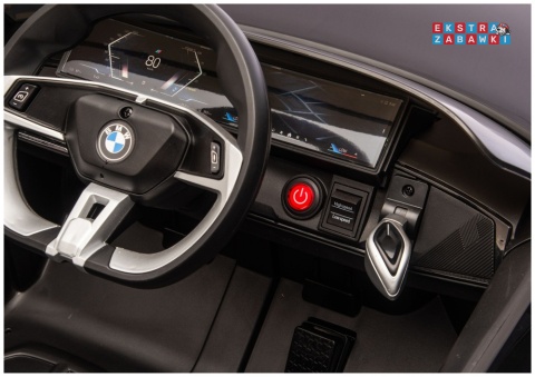 BMW i4 JE1009 na akumulator - czarny, 4x45W 12V/7Ah, pilot, EVA, ekoskóra, pas, LED, BT [29011]
