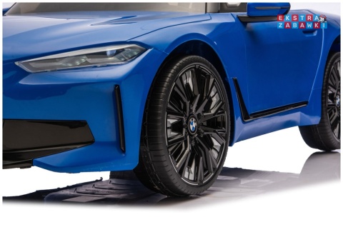 BMW i4 JE1009 na akumulator - niebieski, 4x45W 12V/7Ah, pilot, EVA, ekoskóra, pas, LED, BT [29013]
