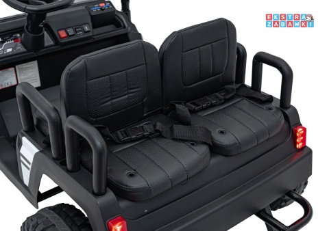 Champion buggy na akumulator dwuosobowy - czarny, 2x200W 24V/9Ah, pilot, ekoskóra, EVA [XMX-650C]