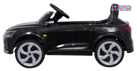 Audi SQ8 4x4 na akumulator - czarny, 4x35W 12V/9Ah, pilot, EVA, LED, ekoskóra, pas, panel muzyczny [HZB-SQ8]