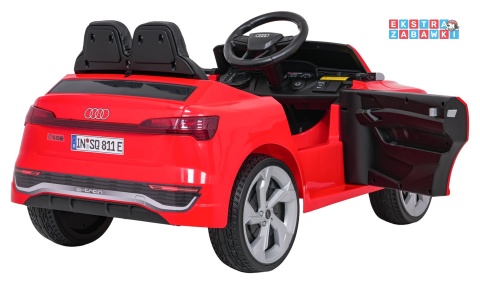 Audi SQ8 4x4 na akumulator - czerwony, 4x35W 12V/9Ah, pilot, EVA, LED, ekoskóra, pas, panel muzyczny [HZB-SQ8]
