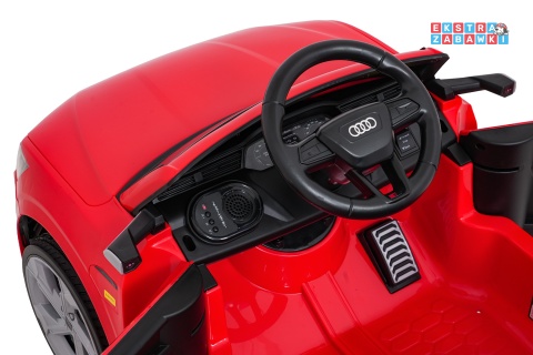 Audi SQ8 4x4 na akumulator - czerwony, 4x35W 12V/9Ah, pilot, EVA, LED, ekoskóra, pas, panel muzyczny [HZB-SQ8]