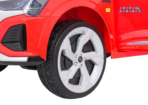 Audi SQ8 4x4 na akumulator - czerwony, 4x35W 12V/9Ah, pilot, EVA, LED, ekoskóra, pas, panel muzyczny [HZB-SQ8]