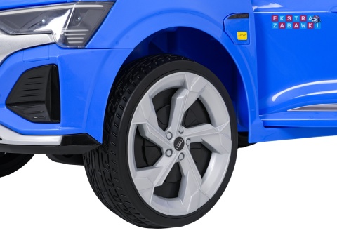 Audi SQ8 4x4 na akumulator - niebieski, 4x35W 12V/9Ah, pilot, EVA, LED, ekoskóra, pas, panel muzyczny [HZB-SQ8]