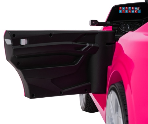 Audi SQ8 4x4 na akumulator - różowy, 4x35W 12V/9Ah, pilot, EVA, LED, ekoskóra, pas, panel muzyczny [HZB-SQ8]
