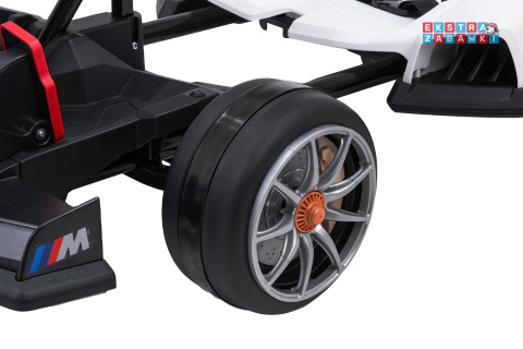 Gokart BMW na akumulator - biały, 2x200W 24V/9Ah, wolny start, sportowe siedzenie [BDM00978]