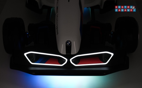 Gokart BMW na akumulator - biały, 2x200W 24V/9Ah, wolny start, sportowe siedzenie [BDM00978]