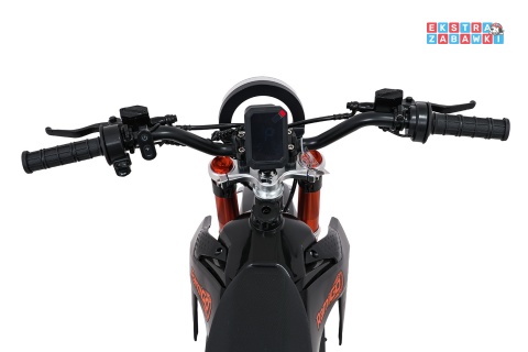 Motor E-RIDER X na akumulator - czarny, 1x2000W 48V/20.8Ah Li-ion, do 50km/h, hamulce tarczowe, pompowane opony [HP135E]