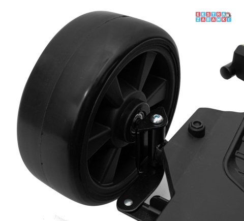 Gokart Fast 3 z driftem na akumulator - biały, 2x150W 24V/14Ah, radio, LED, pasy, EVA, BT [BDM0933]