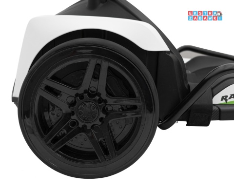 Gokart Fast 3 z driftem na akumulator - biały, 2x150W 24V/14Ah, radio, LED, pasy, EVA, BT [BDM0933]