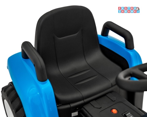 Traktor z przyczepą New Holland T7 na akumulator - niebieski, 2x35W 12V/7Ah, panel muzyczny, LED, AUX [A009B]
