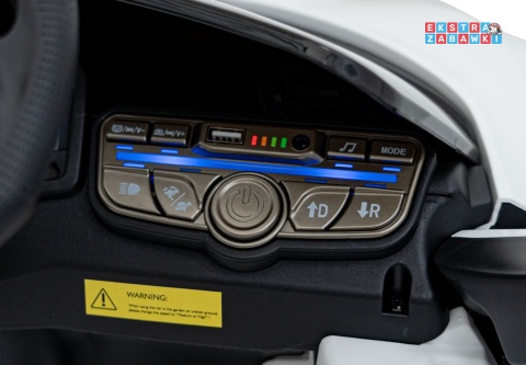 Lamborghini Revuelto na akumulator - biały, 4x4, 2x45W i 2x35W, 12V/9Ah, pilot, ekoskóra, EVA [QLS-8603]