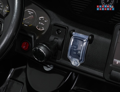 Porsche 911 GT3 dwuosobowe na akumulator - czarny, 4x200W 24V/10Ah, pilot, EVA, pasy, LED, panel muzyczny z BT [DK-P911]